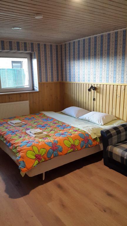 Terve Hostel 페르누 외부 사진
